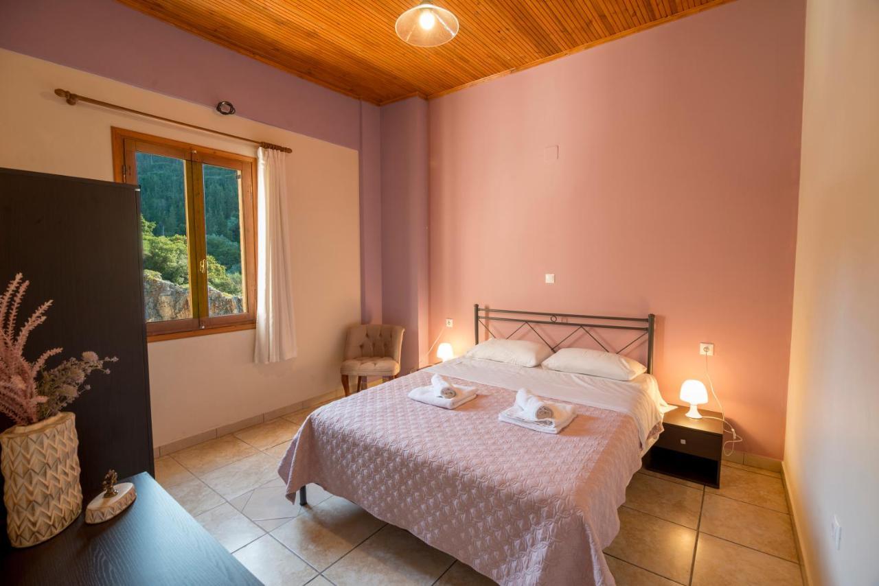 Ntamari Apartments Ithaka Exteriér fotografie